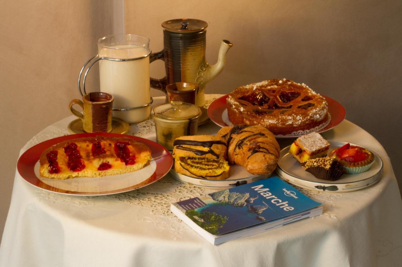 La Casa Di Tara B&B Armonia E Natura Recanati Eksteriør billede